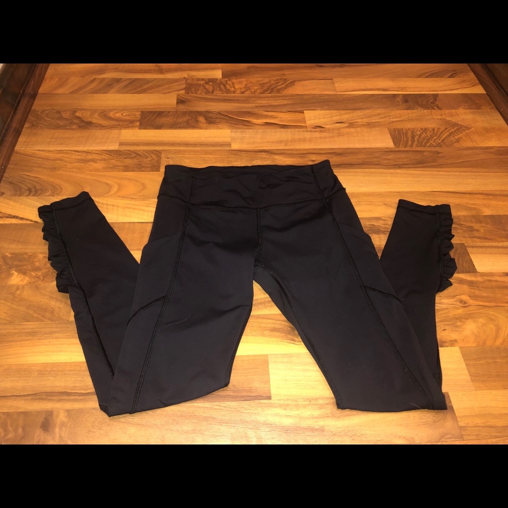 Black leggings